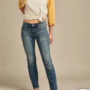 NWT Mid-Rise Straight Sweet